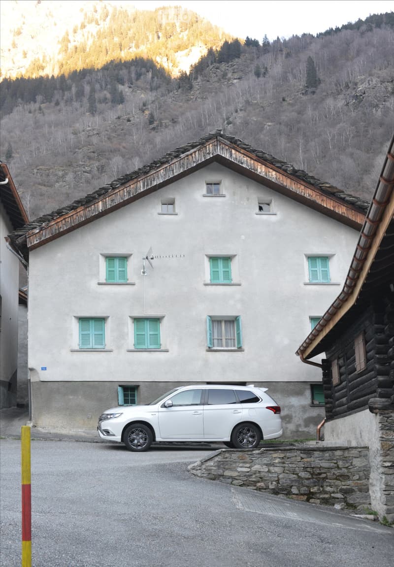 Casa + Rustico a Mesocco (1)