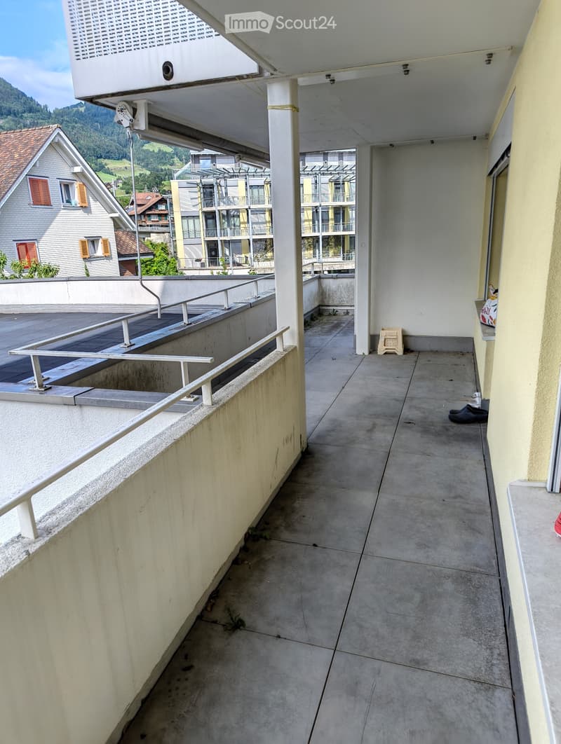 Shared room 16m² with private balcony 23m² (4)