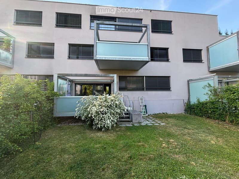 Moderne 3.5-Zimmer-Wohnung mit Garten - Bezug ab 1.August 26 (5)