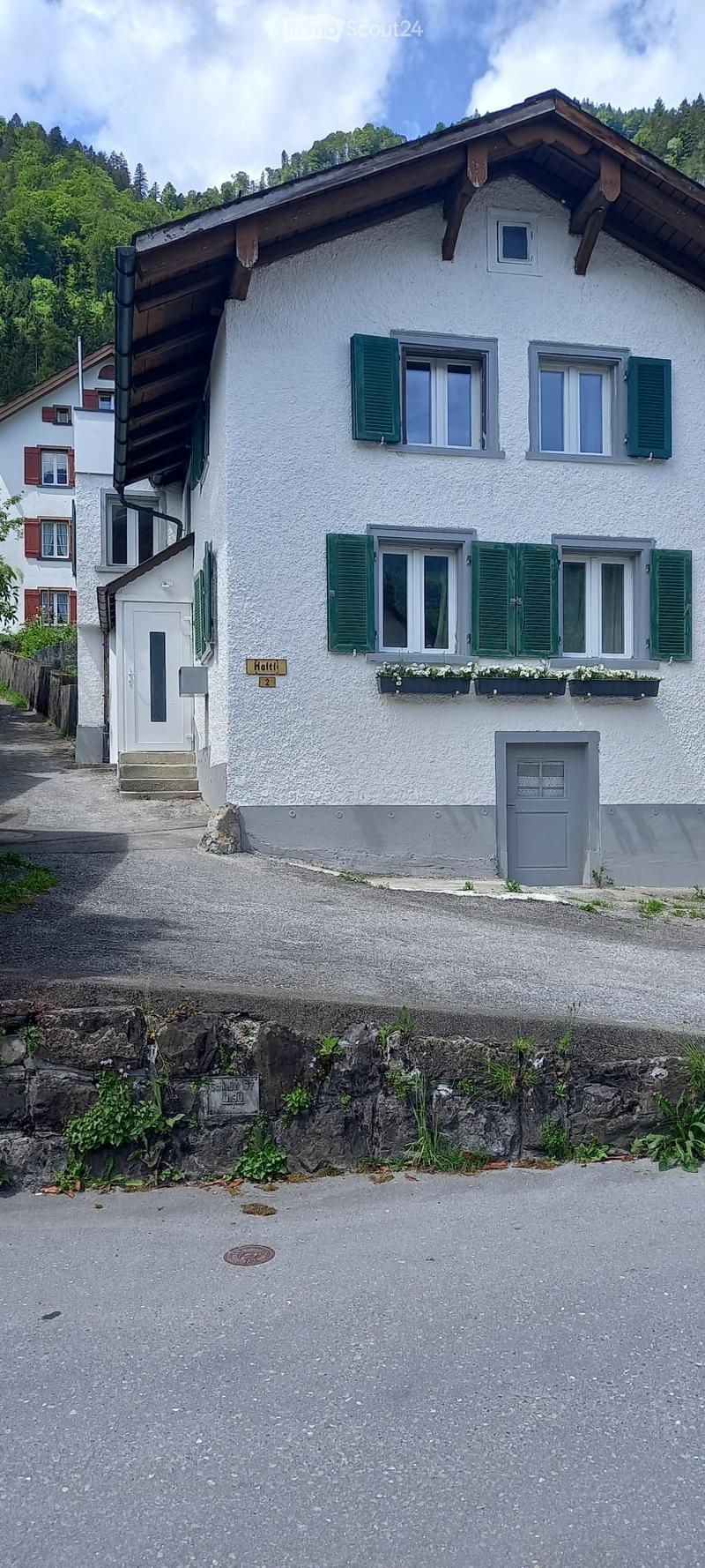 Chambre, dans un appartement de 3 pièces (1)