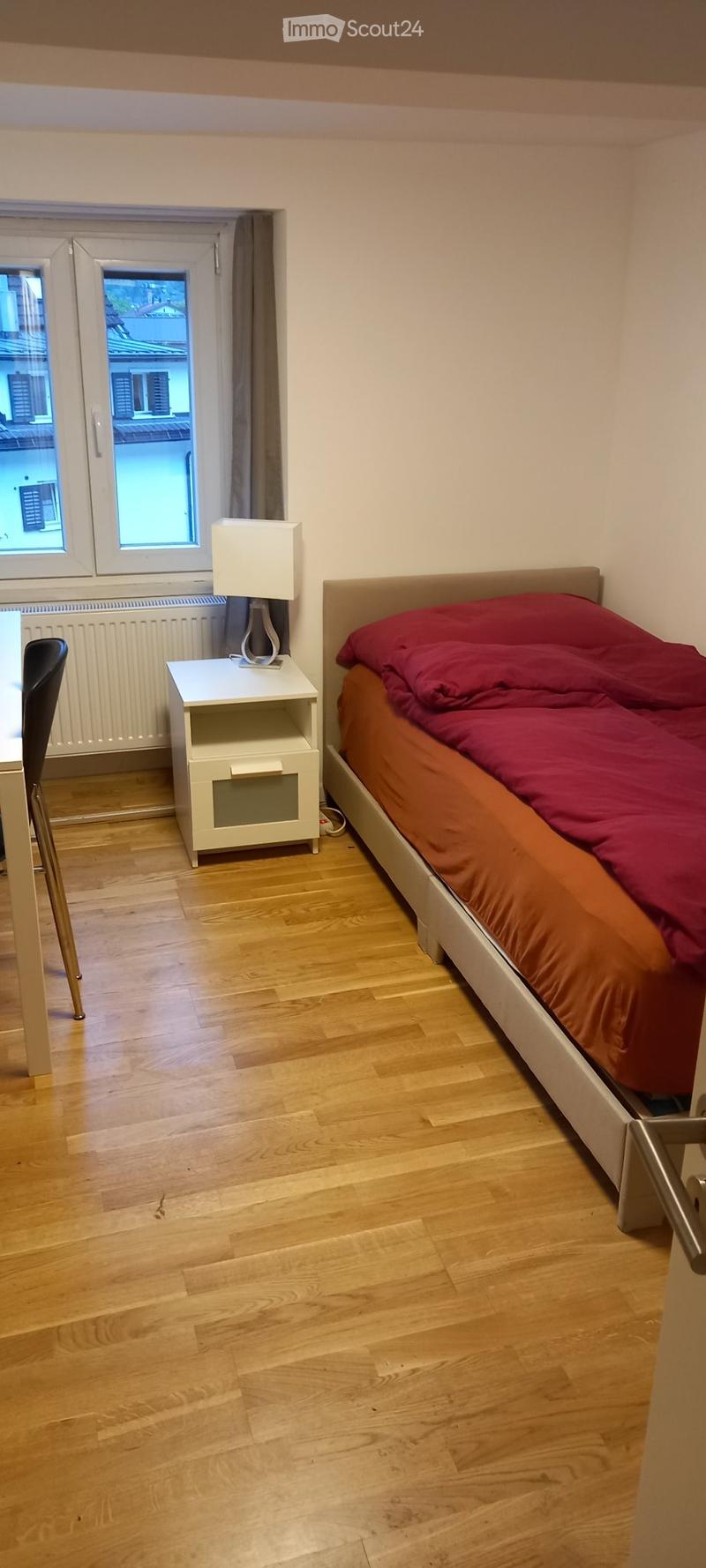 Chambre, dans un appartement de 3 pièces (2)