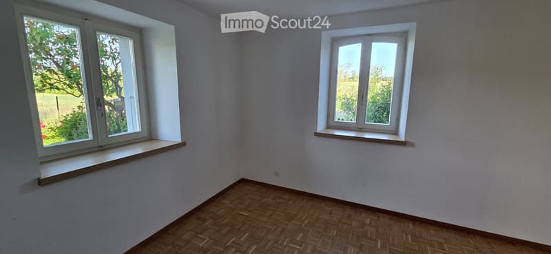 Incantevole appartamento di 3 locali al piano terra con terrazza a sud e vista sulla natura (3)