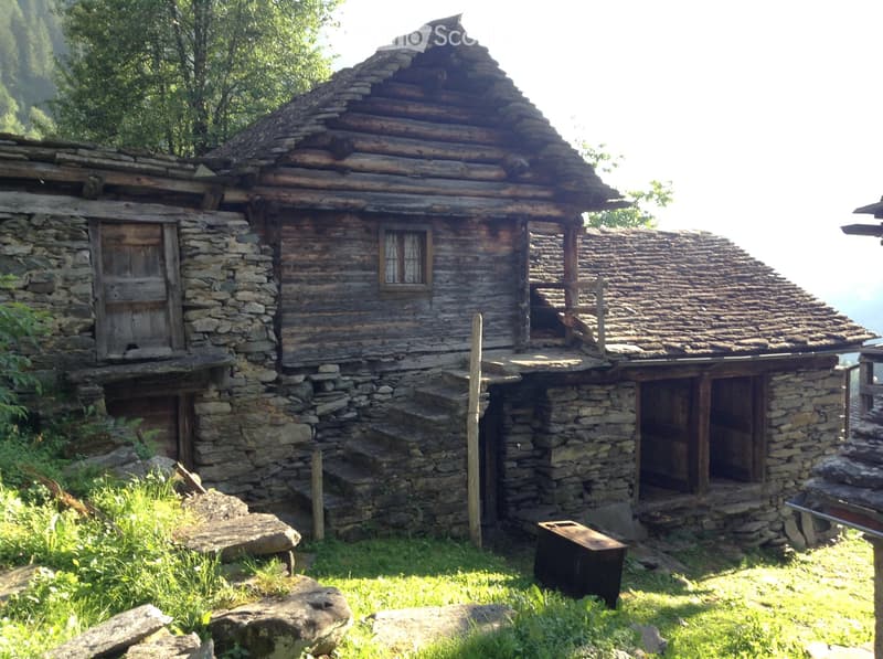 Autentico rustico ticinese con terreno, Madra(Val Malvaglia) (3)