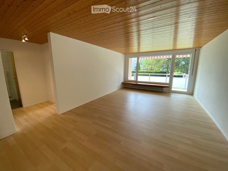 Bel appartement 2.5 pièces à Fehraltorf (1)