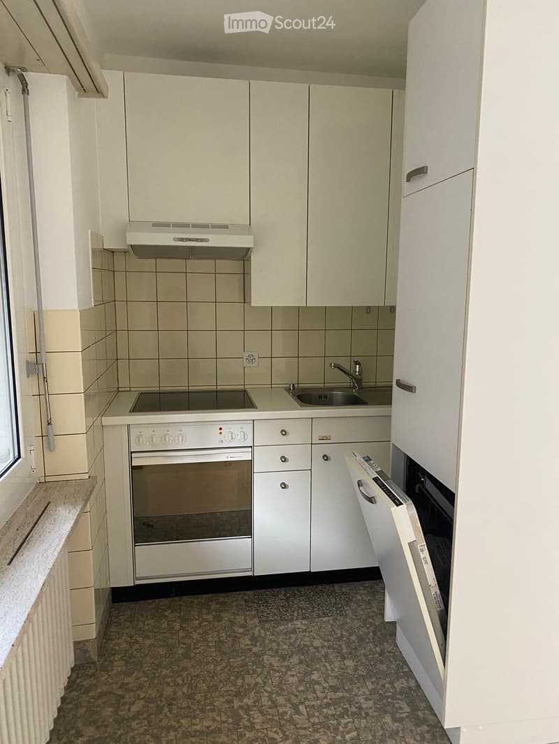 Mietwohnung mit 4 Räumen in Arcegno (2)