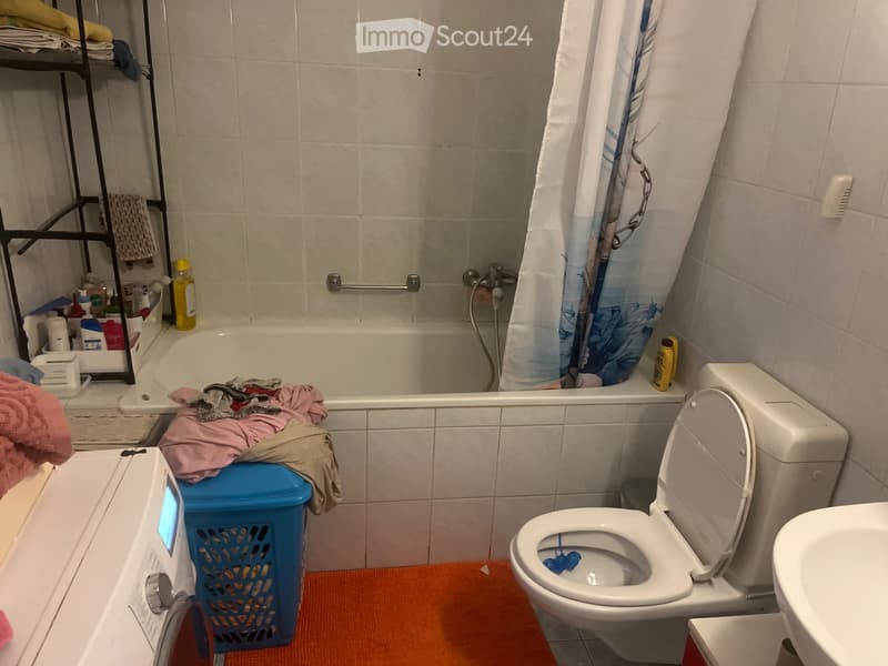 Suche Nachmieter für 5.5 Zimmer (2)