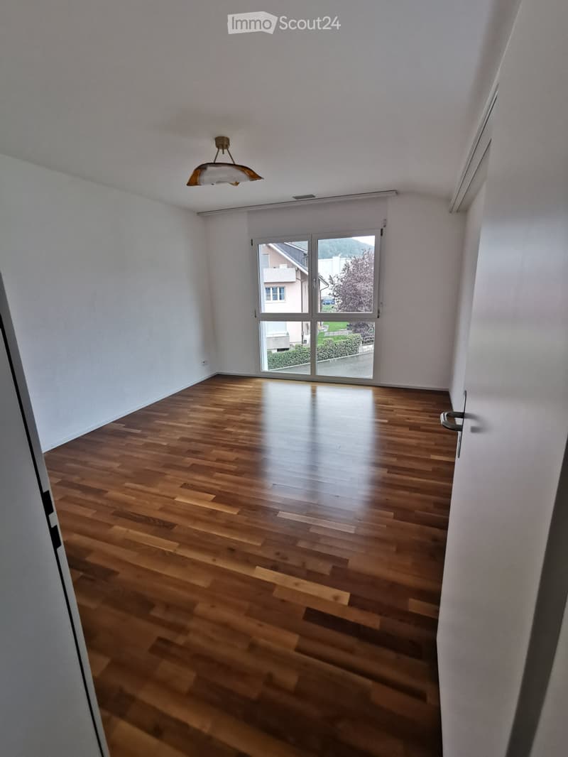 Appartement en attique de 4,5 pièces avec ascenseur directement dans l'appartement (5)