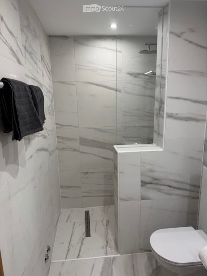 Serviced Apartment (2)