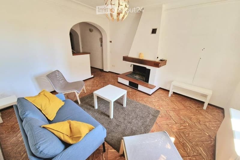 Maison tessinoise caractéristique dans le noyau de Cadro (3)