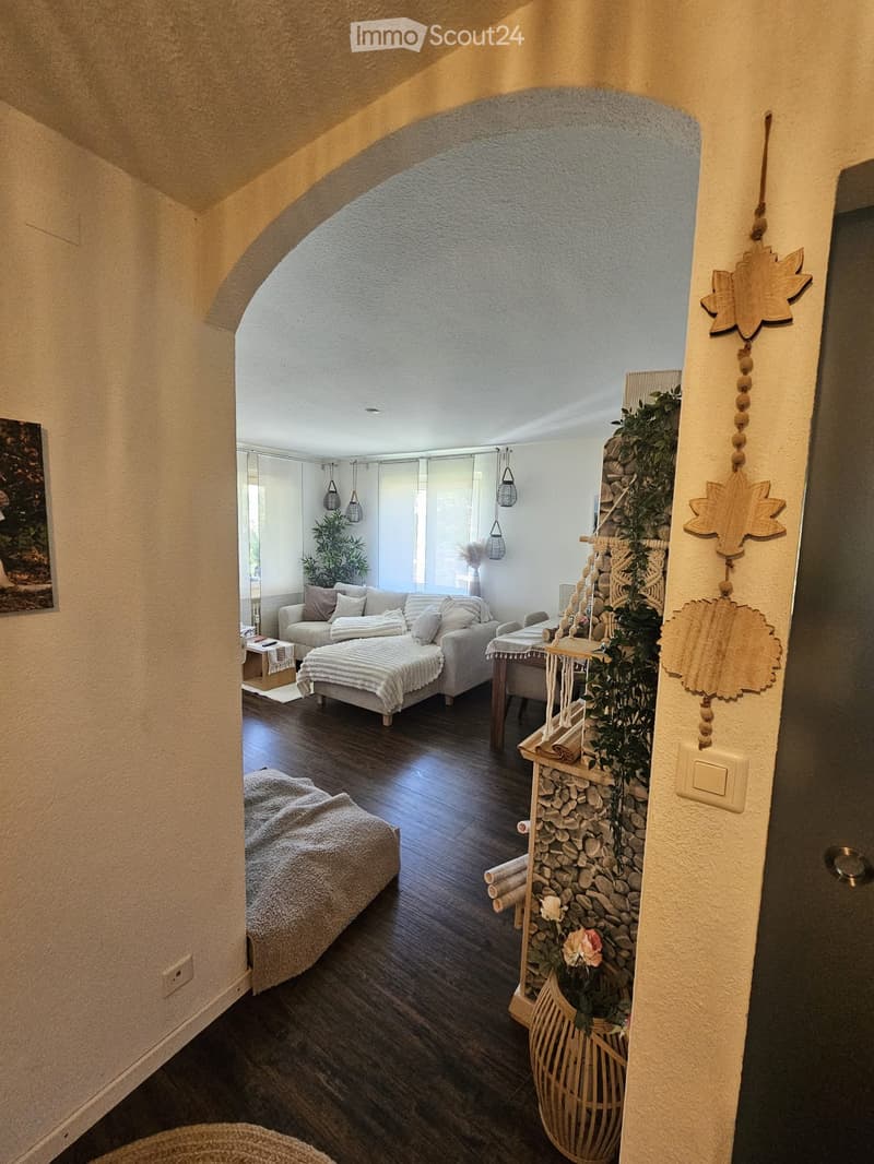 Schöne helle Wohnung im obersten Stock mit Abendsonne (9)