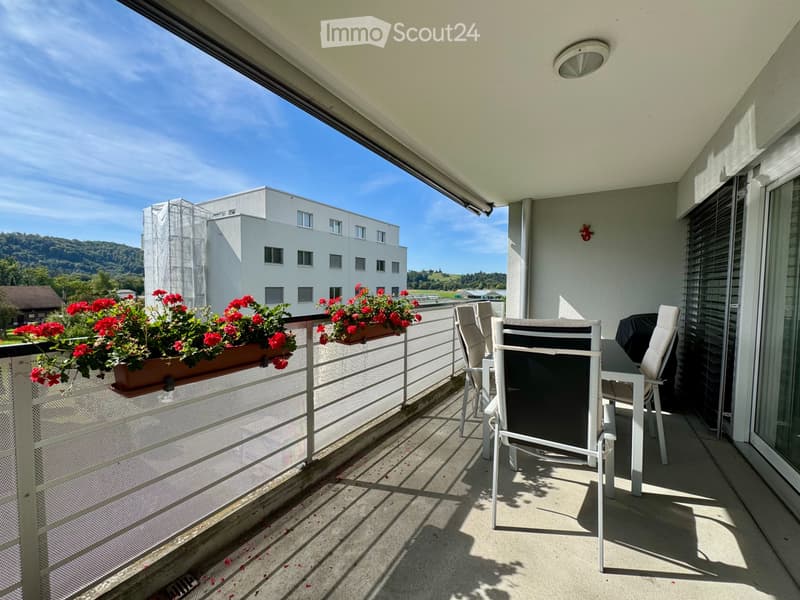 Naturnahe, Moderne und Helle 4.5-Zimmerwohnung (4)