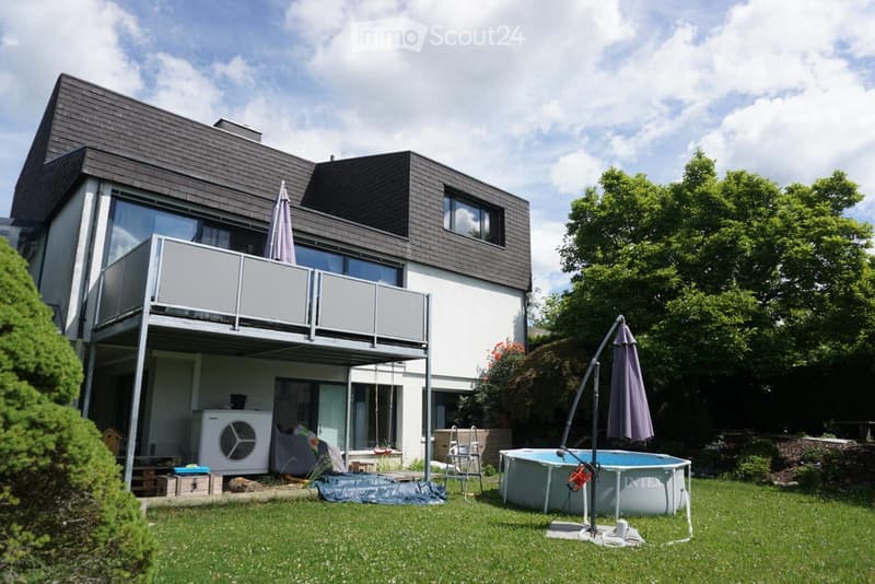 Grande casa con tre bagni, adatta anche per una convivenza (2)