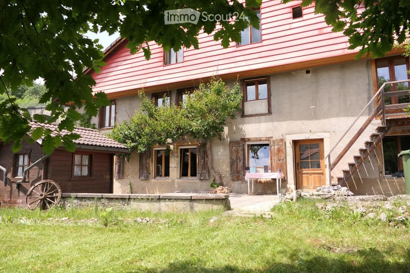 Couvet House with 4 apartments and rental income (13)