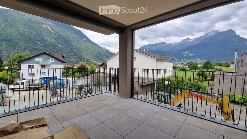 Appartamento nuovo di 4,5 locali con ampio balcone a Seedorf UR (2)