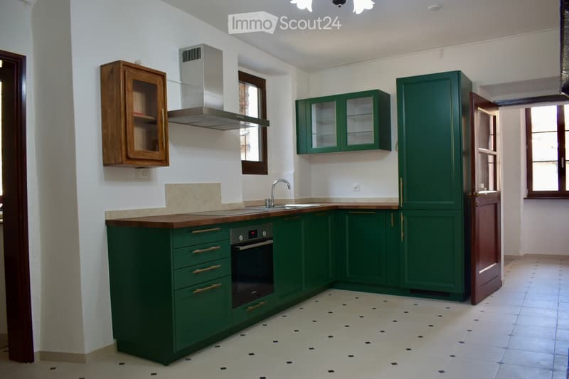 Affittasi Casa 5 locali con giardino e posto auto (3)