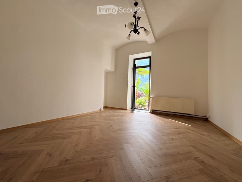 Affittasi Casa 5 locali con giardino e posto auto (2)