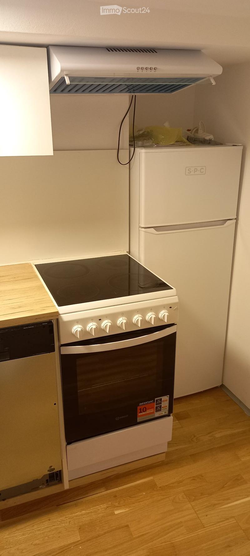 Chambre dans un appartement de 3 pièces (3)