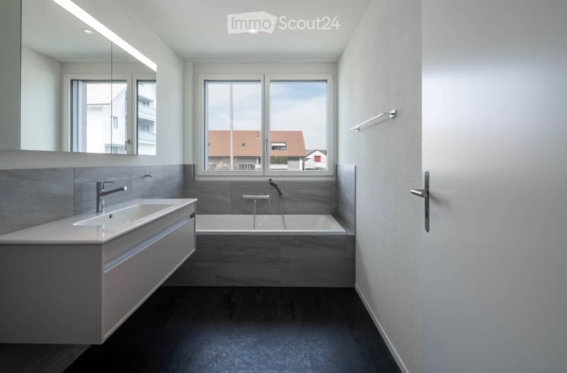 Tenant for 5.5 room apartment in Bettwil including 2 parking spaces (3)