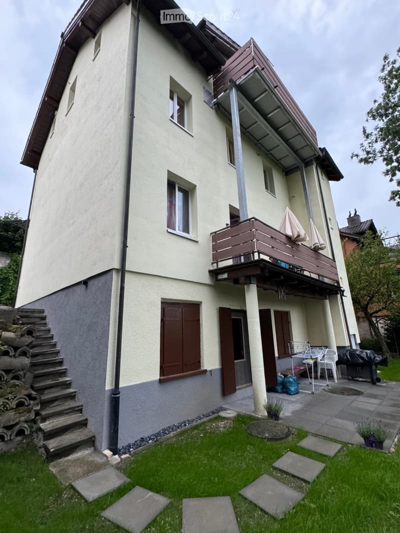 Casa multifamiliare affascinante in posizione centrale (1)