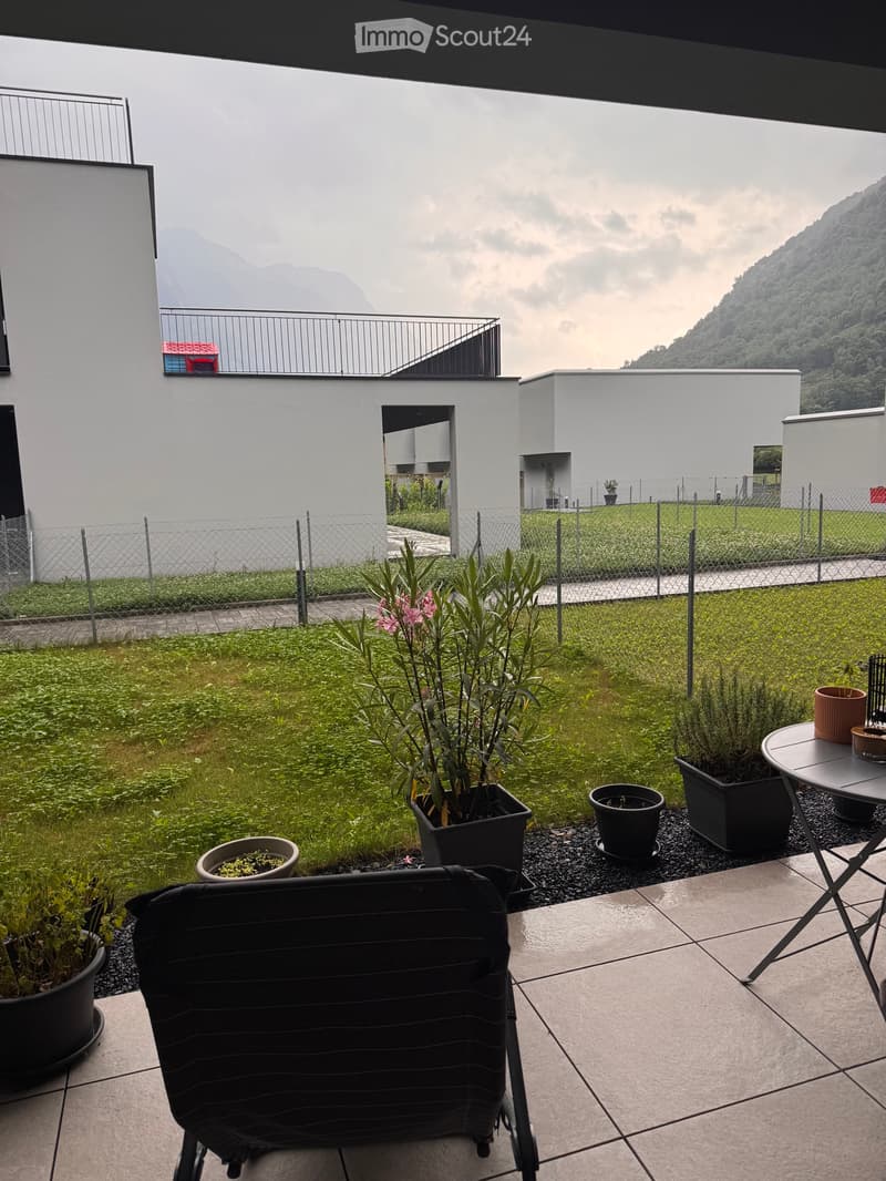 Affitasi 2,5 con giardino Pollegio (4)