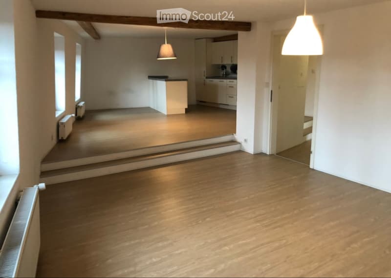 3 Zimmer Dachwohnung in La Neuveville (2)