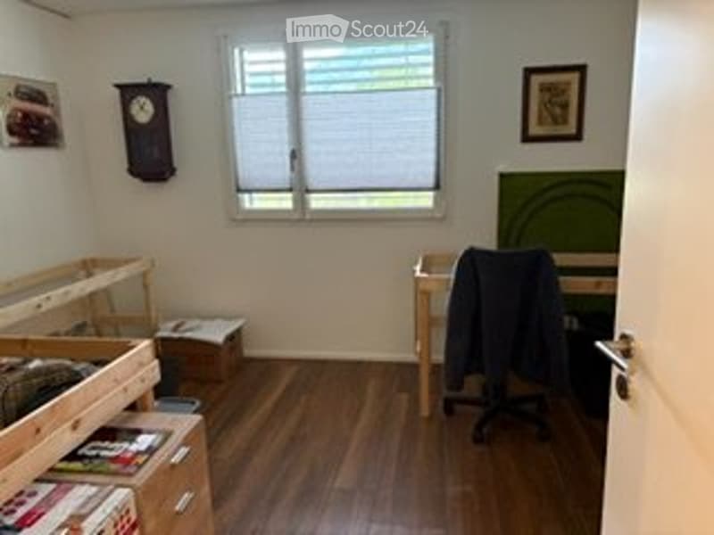 Moderne und helle 4.5-Zimmer-Wohnung (5)