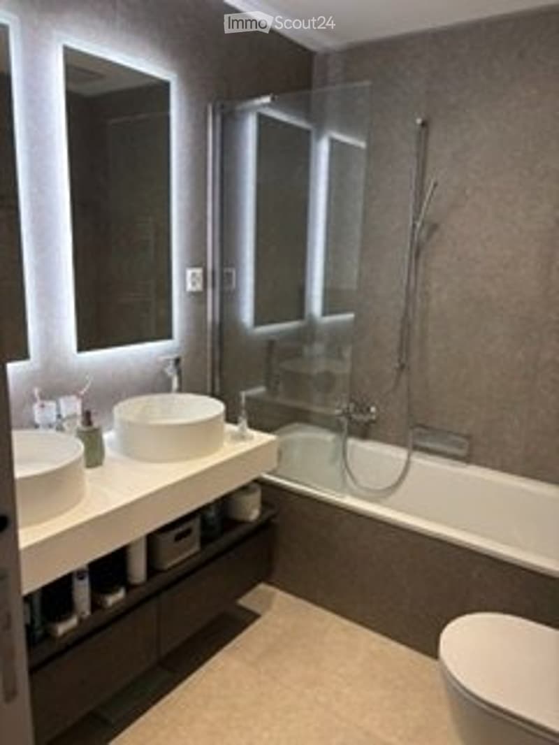 Moderne und helle 4.5-Zimmer-Wohnung (9)
