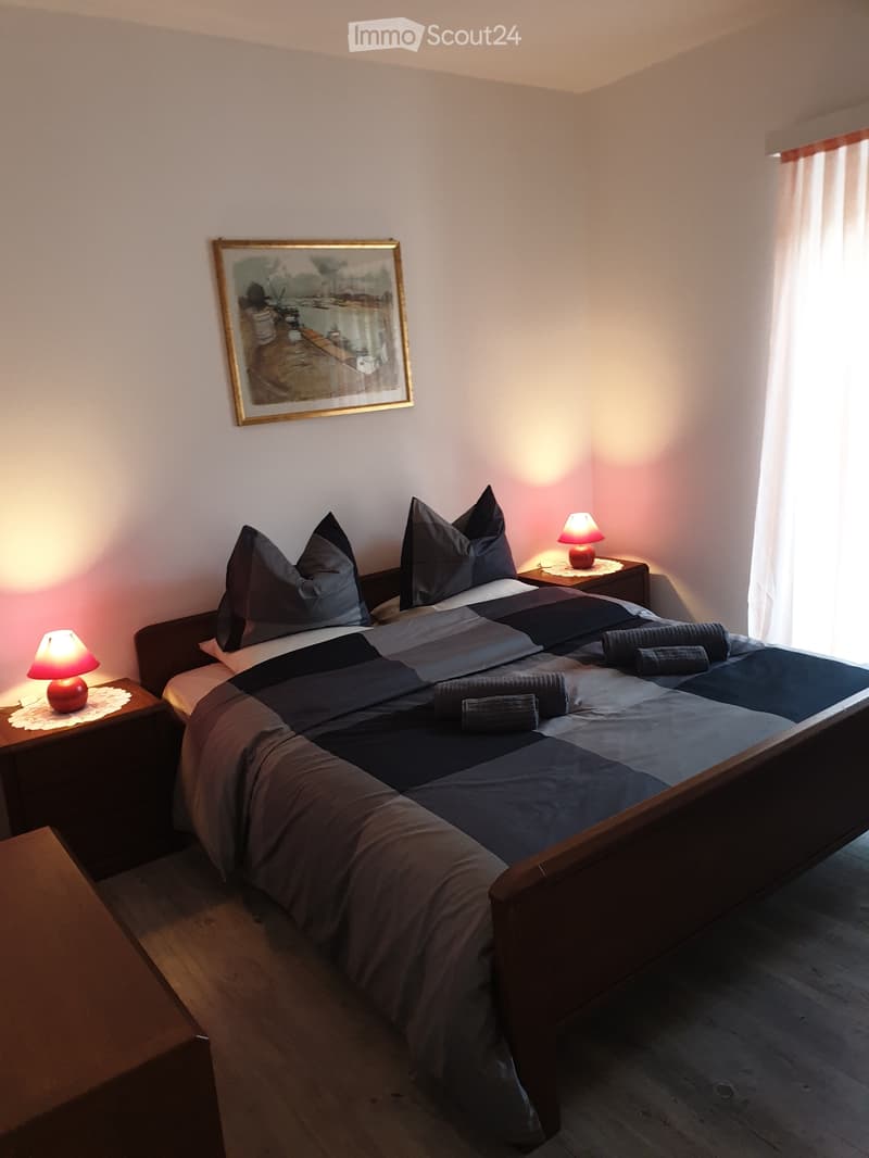 Wohnung in einem Nebengebäude mit 3.5 Zimmern (5)