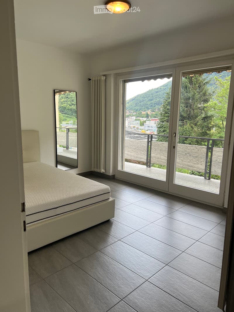 Appartamento 2.5 immerso nel verde con piscina (4)