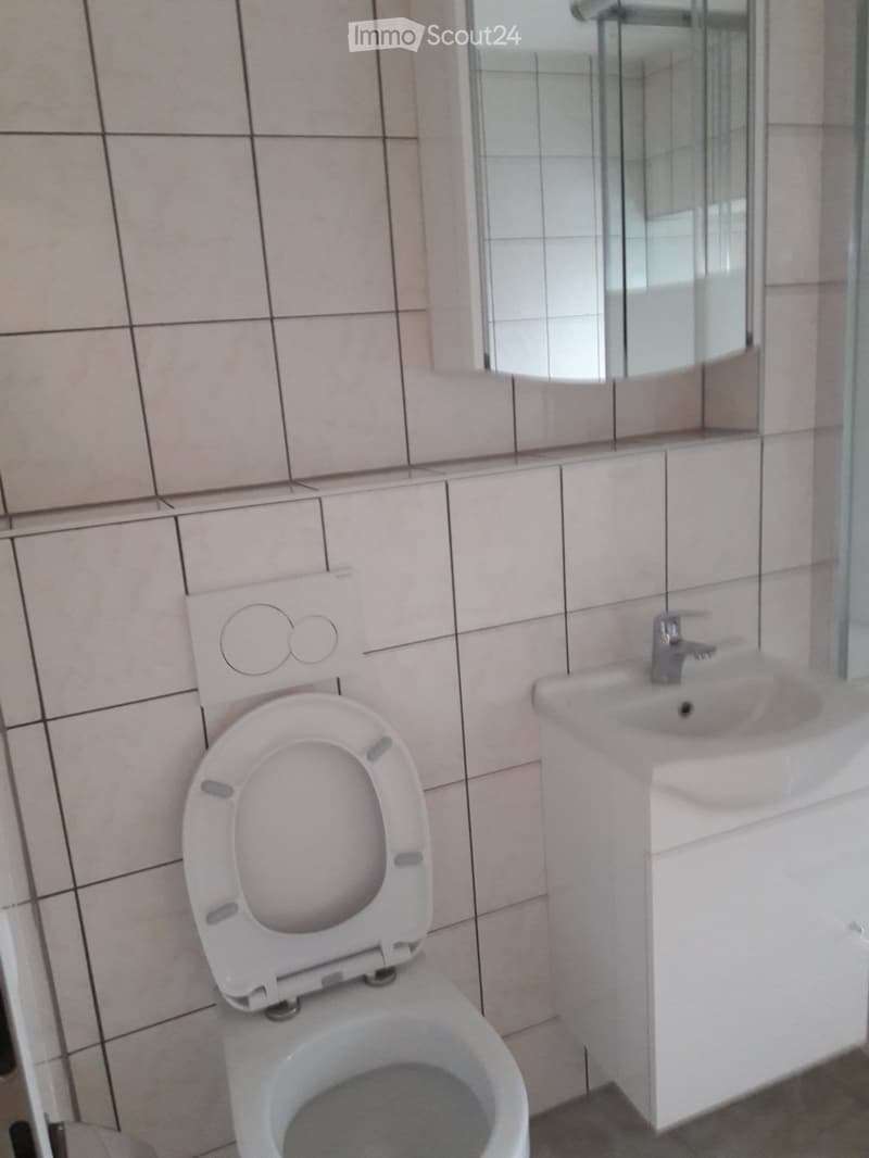 À louer à partir du 1er juillet ou par accord 2 pièces appartement (2)
