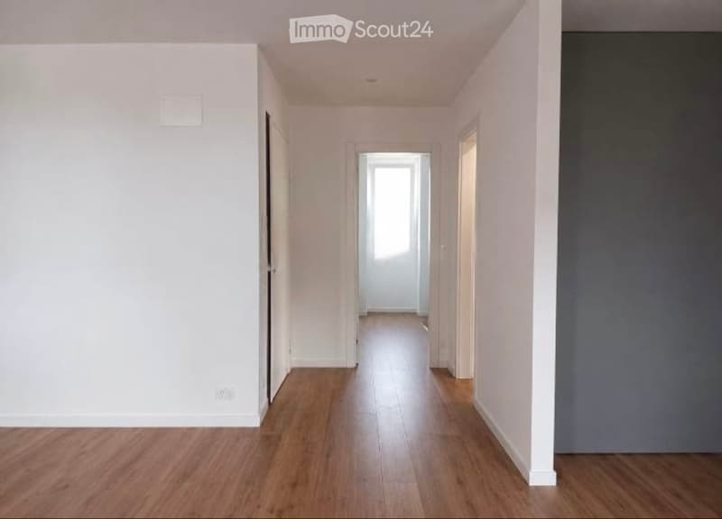 Appartement moderne de 2.5 pièces dans le noyau de Rancate (2)