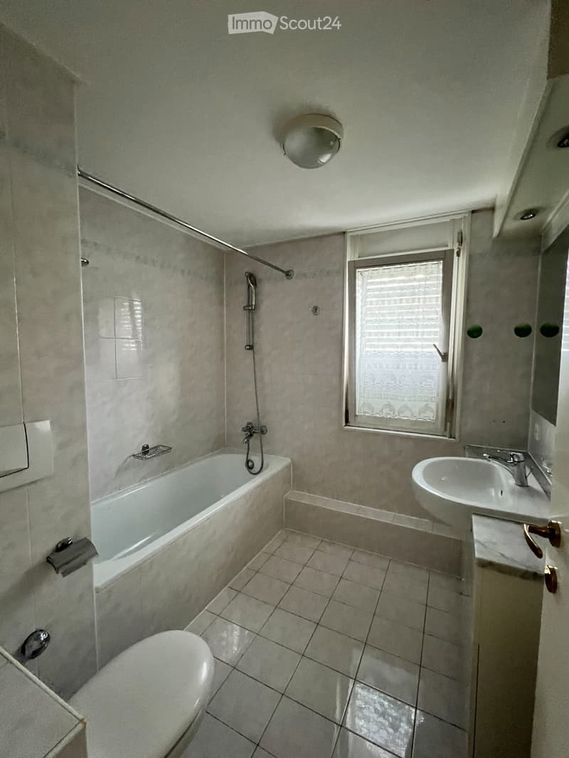 Vendesi casa gemella a Bedano - 2 posteggi autorimessa (5)