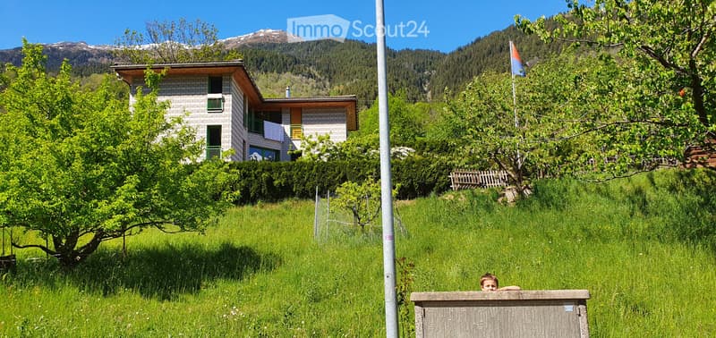 Wohnung zur Miete mit Garten und Parkplätzen (3)