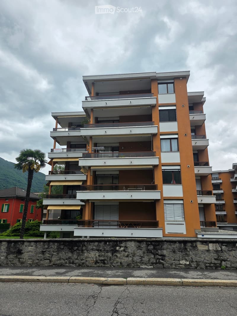 Appartement à vendre au penultième étage à Giubiasco (7)