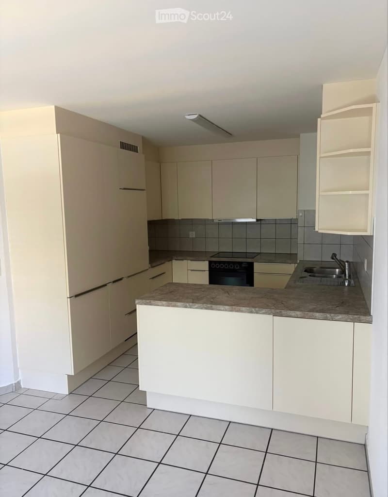 À louer : Bel appartement 4.5 pièces à Zizers (2)