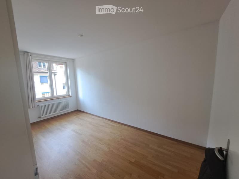 Befristete möblierte 2.5-Zimmer Wohnung im Herzen von Zürich (4)