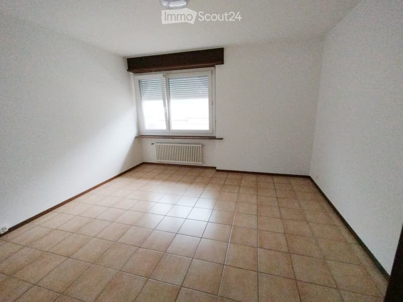 Affittasi attico al 4 piano in palazzina di 8 appartamenti (4)