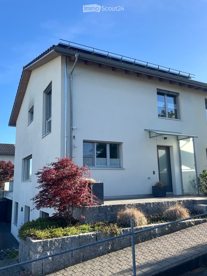 Single-family house with annex (1)