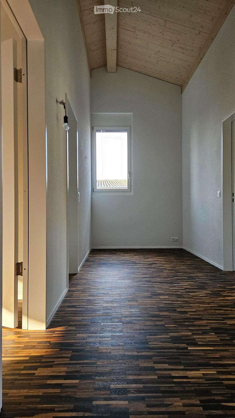5.5 room maisonette apartment in DEFH with balcony and garden (5)