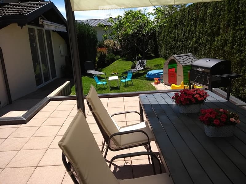 Affittasi lato casa con grande giardino e terrazza privati. (1)