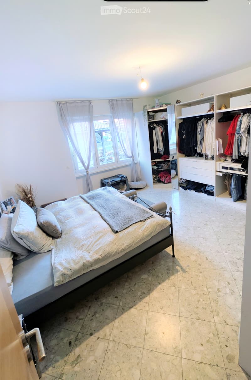 Nous recherchons un repreneur pour un appartement de 5,5 pièces avec jardin (4)