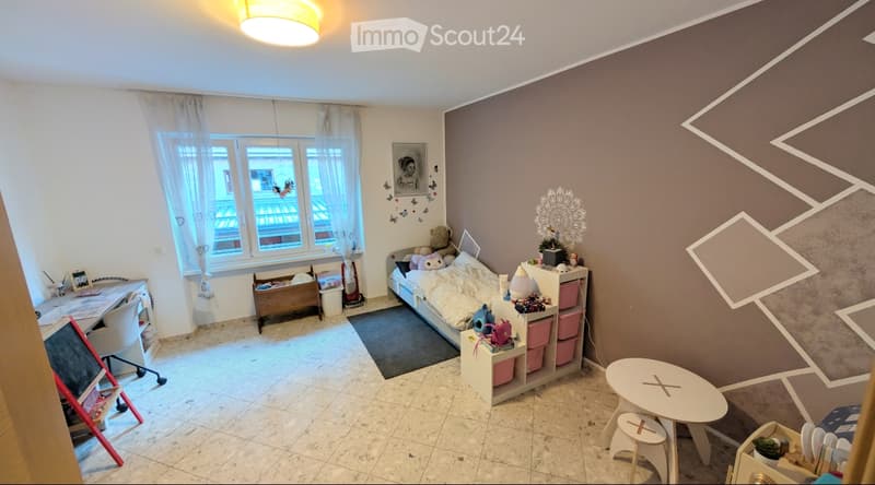 Nous recherchons un repreneur pour un appartement de 5,5 pièces avec jardin (3)