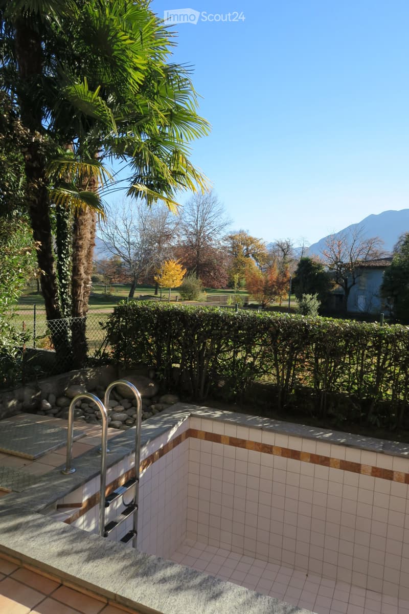 Ascona, rara opportunità, 4 1/2 locali con piscina privata (1)