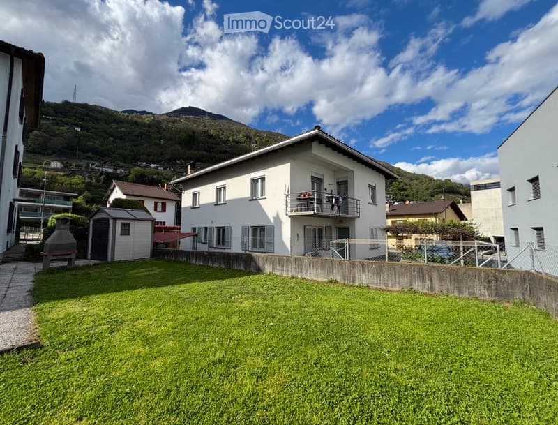 Appartamento di 3.5 locali con balcone a Monte Carasso (1)