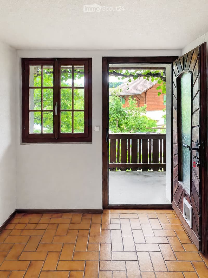 Charmant appartement 3.5 pièces dans un immeuble ancien avec balcon à Altbüron (3)