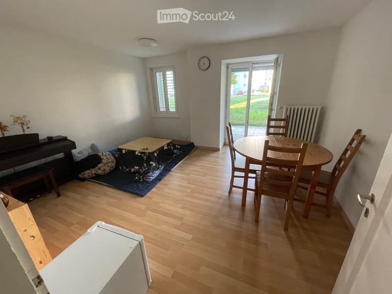 Ein Zimmer in einer Wohnung in Wohlen (3)