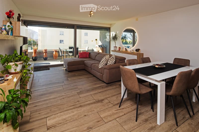 Elegantes 3.5-Zimmer-Wohnung mit großer Terrasse, nahe dem Zentrum (2)