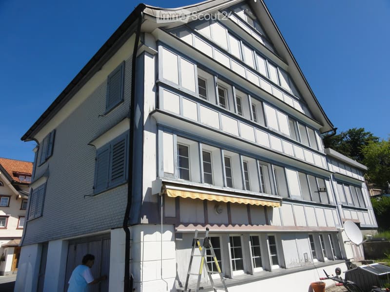 Zu vermieten 5 1/2 Zimmer Haus an sonniger Lage (1)