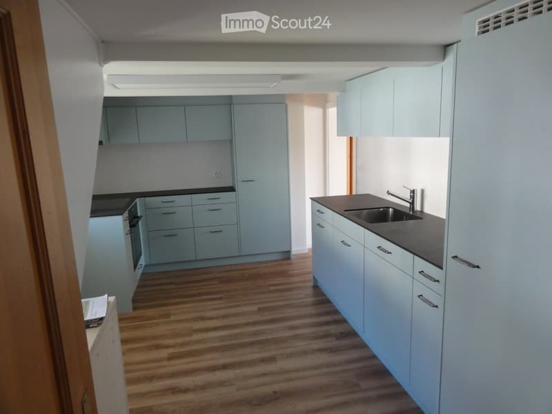 Zu vermieten 5 1/2 Zimmer Haus an sonniger Lage (5)
