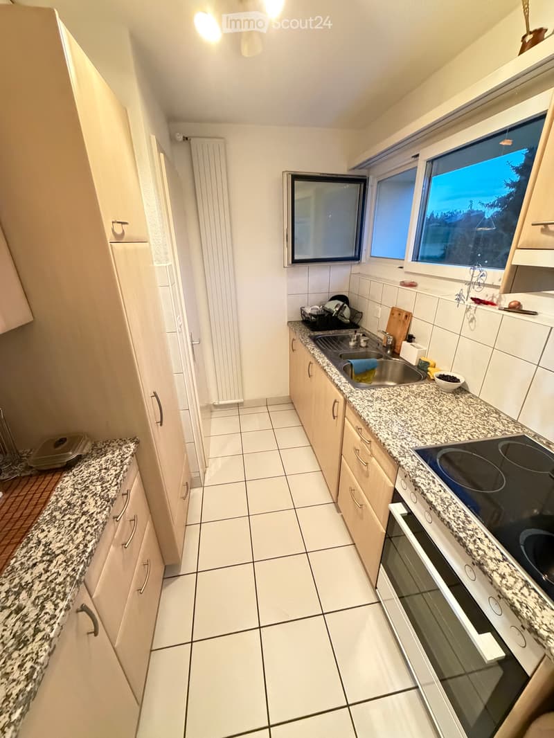 Helle 3,5-Zimmer-Wohnung in Bützberg (2)